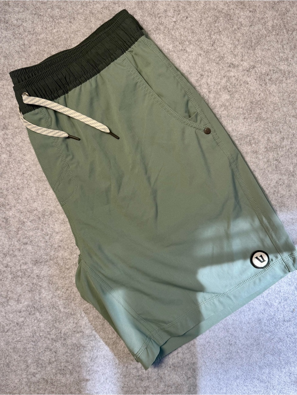 Vuori Kore Short  Lined— Size XL